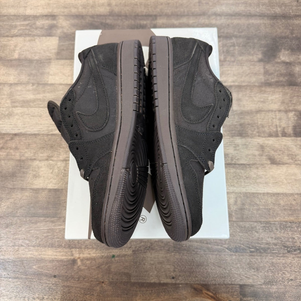 Jordan 1 Retro Low OG SP Travis Scott Velvet Brown - Image 3
