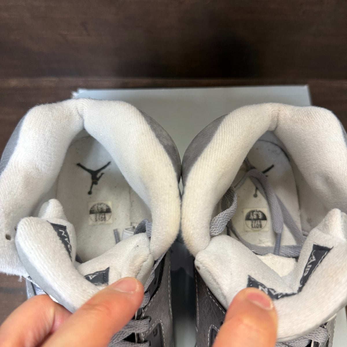 Jordan 5 Retro Wolf Grey (2026) (GS) - Image 3