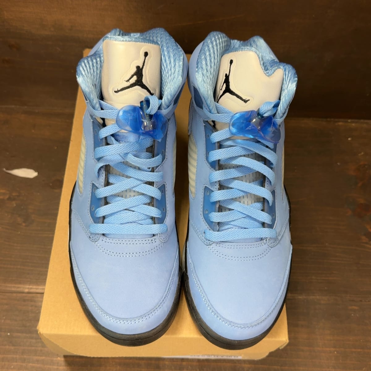 Jordan 5 Retro UNC University Blue Size 8.5 - tag