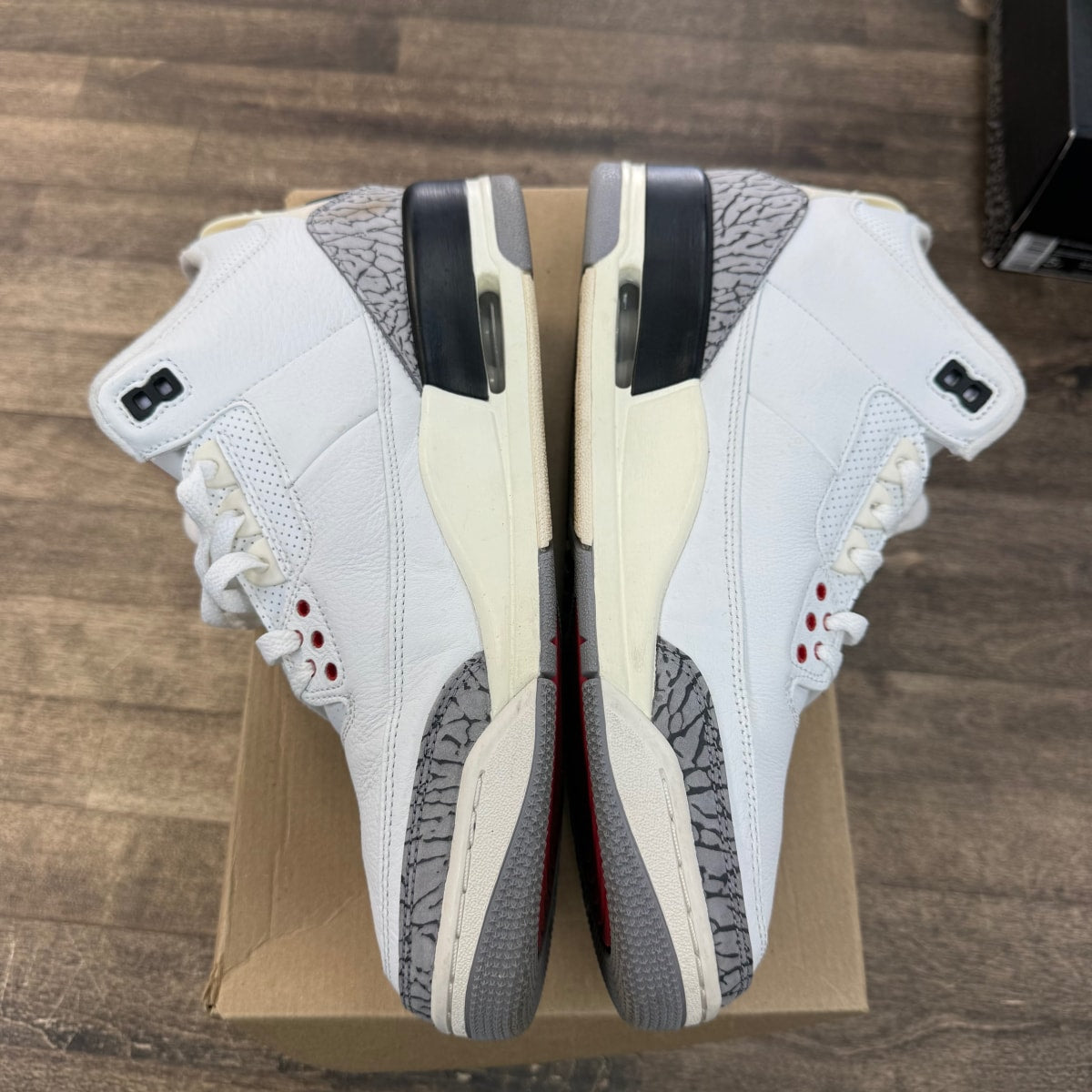 Jordan 3 Retro White Cement Reimagined Size 11 (Pre-Owned) - Image 5