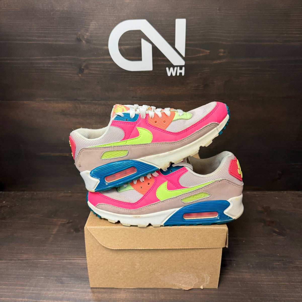 Nike Wmns Air Max 90 'Highlight Volt Pink' Size 8W (Pre-Owned) - Image 1
