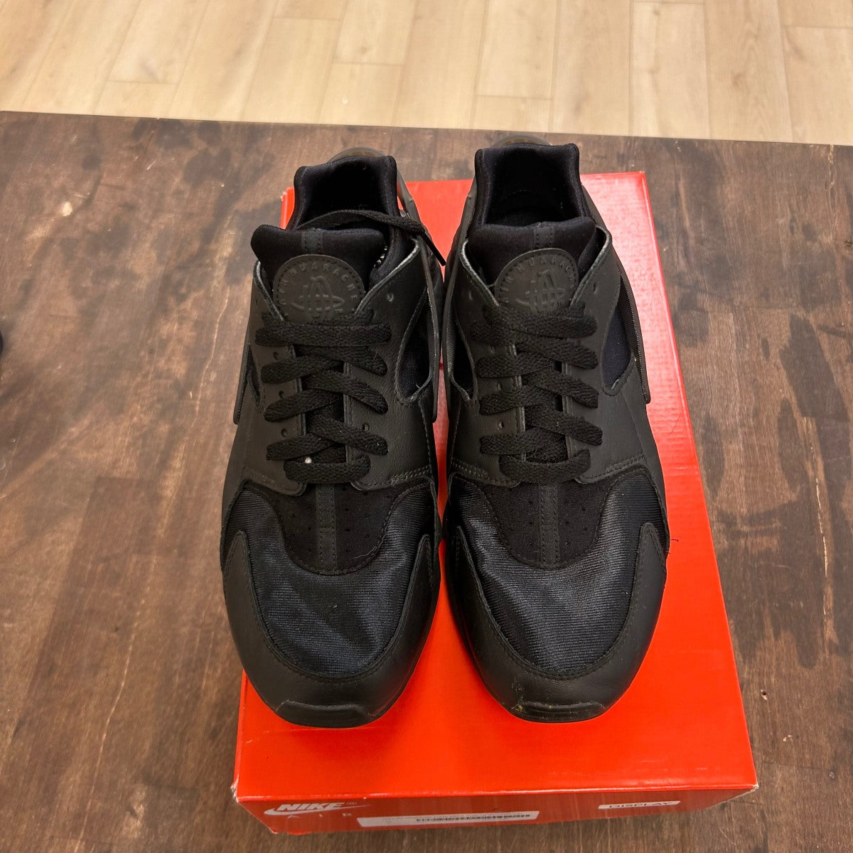 Nike Air Huarache Triple Black - Image 2