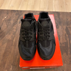 Nike Air Huarache Triple Black - Image 2