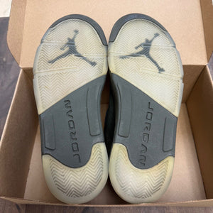 Jordan 5 Retro Take Flight Size 10 (Pre-Owned) - Image 2