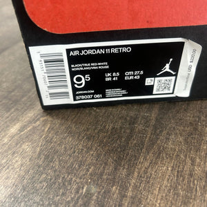 Jordan 11 Retro Playoffs Bred (2019) Size 9.5 (Pre-Owned) - Image 6