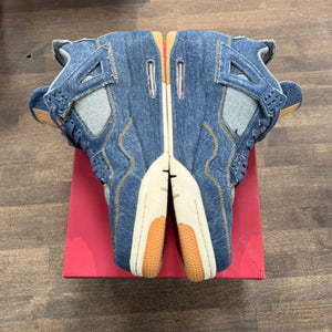 Jordan 4 Retro Levi's Denim (Tag with Levi's Logo) - Image 2