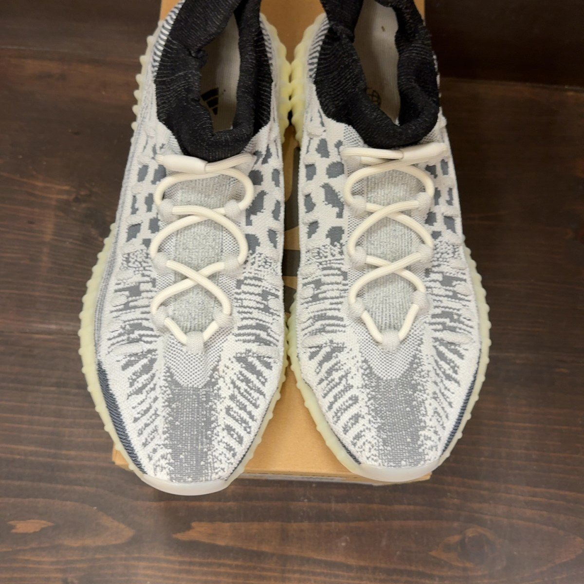 adidas Yeezy 350 V2 CMPCT Slate Panda - Image 3