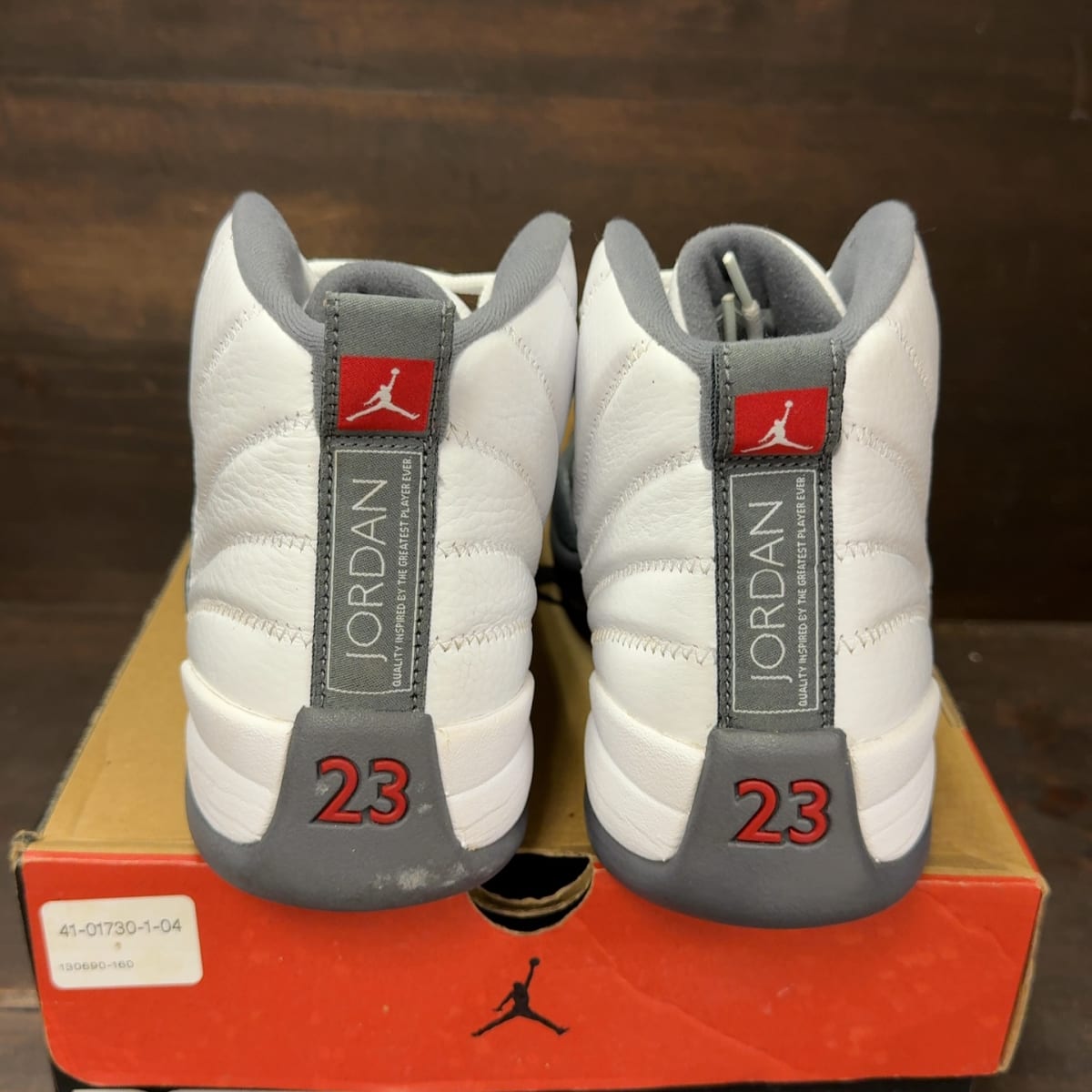 Jordan 12 Retro White Dark Grey Size 10 (Pre-Owned) - aux