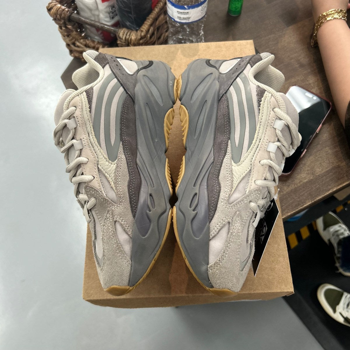 adidas Yeezy Boost 700 V2 Tephra Size 6.5 (Pre-Owned) - Image 3