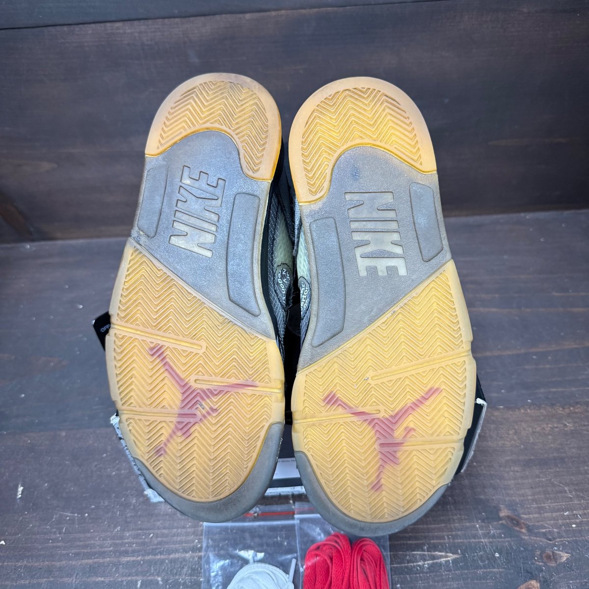 Jordan 5 Retro Off-White Muslin Size 8.5 (Pre-Owned) - box