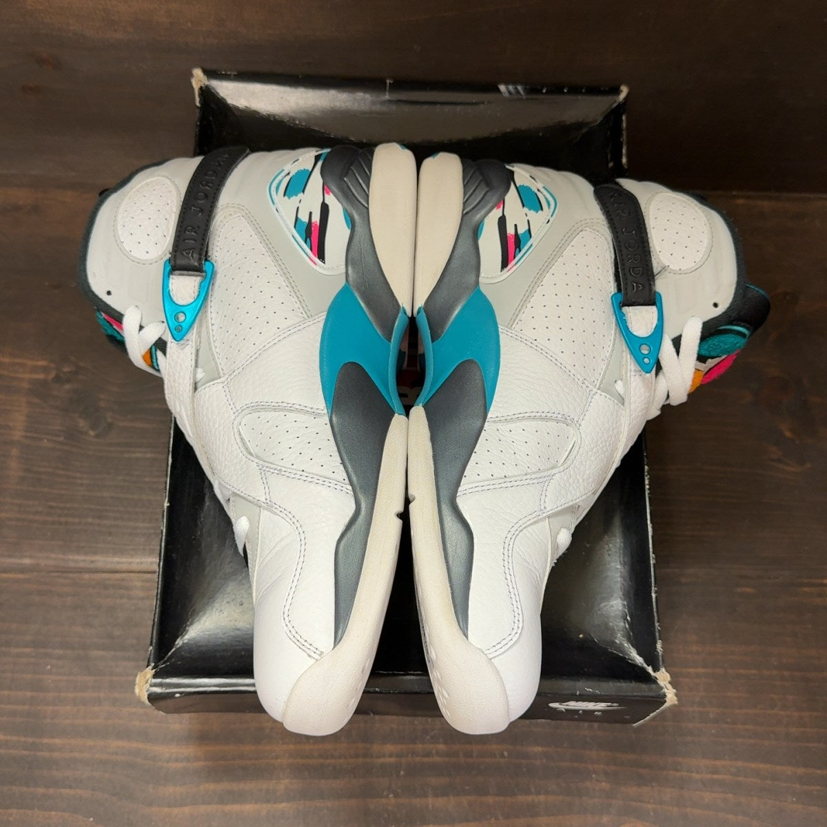 Jordan 8 Retro South Beach - Image 4