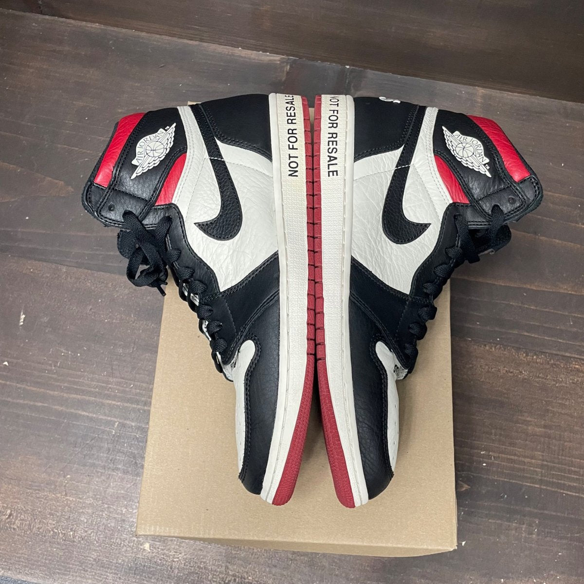 Jordan 1 Retro High Not for Resale Varsity Red Size 11 (Pre-Owned) - sole