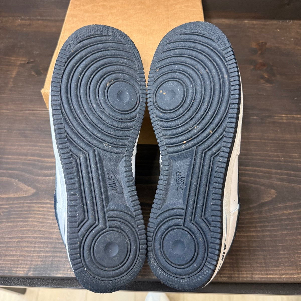 Nike Air Force 1 Low White Obsidian (2012) Size 10.5 (Pre-Owned) - Image 7