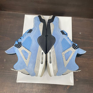 Jordan 4 Retro University Blue Size 10 (Pre-Owned) - sole