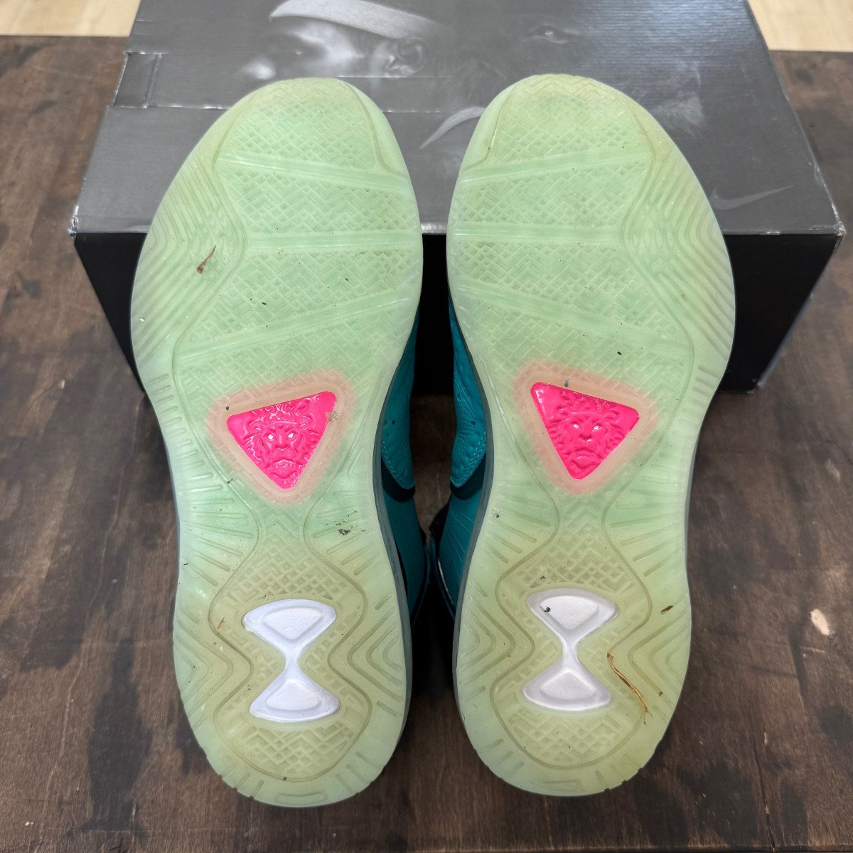 Nike LeBron 8 South Beach (2021) - Image 6
