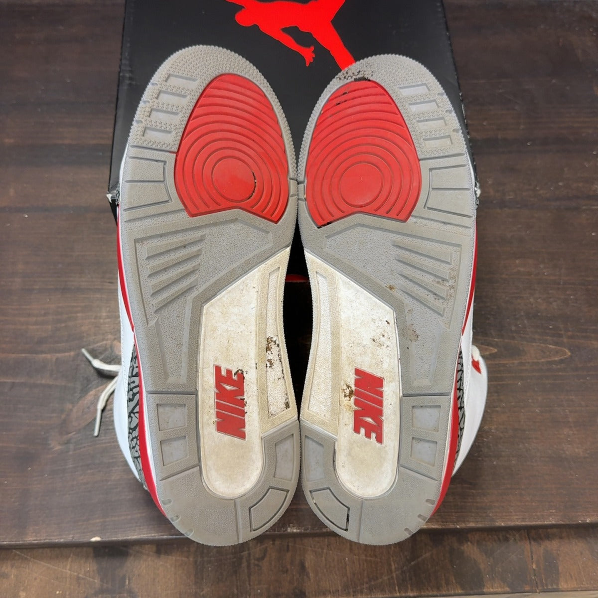 Jordan 3 Retro Fire Red (2022) - Image 8