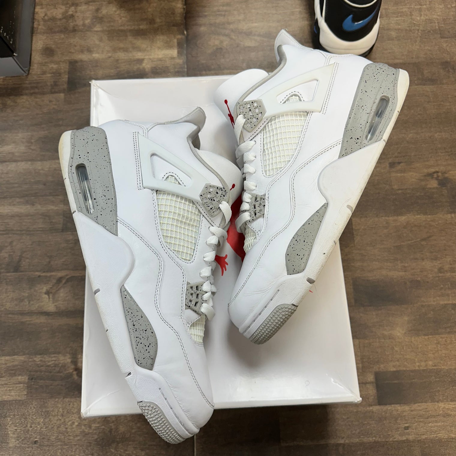 White Oreo Jordan 4 Retro (2021) (USED)