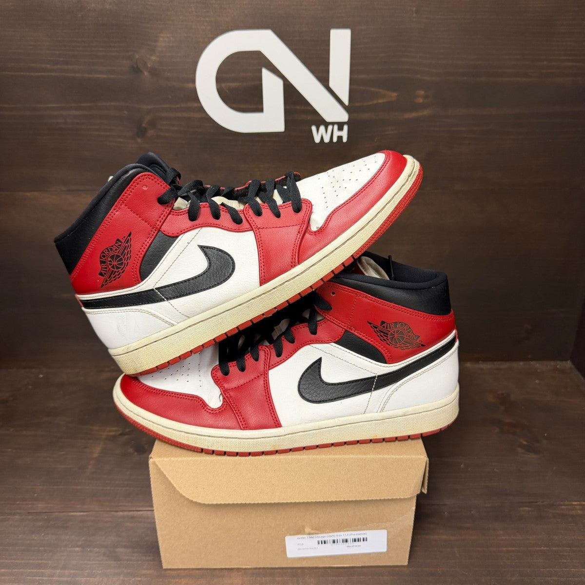 Jordan 1 Mid Chicago (2020) Size 11.5 (Pre-Owned) - Image 1