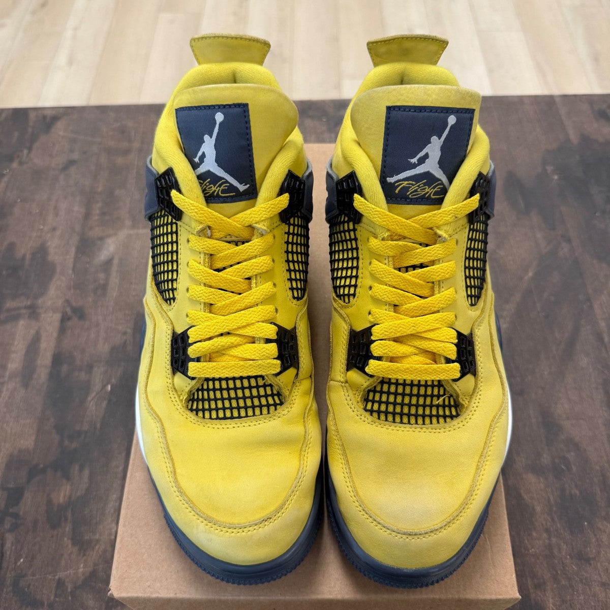 Jordan 4 Retro Lightning (2021) Size 11 (Pre-Owned) - Image 2