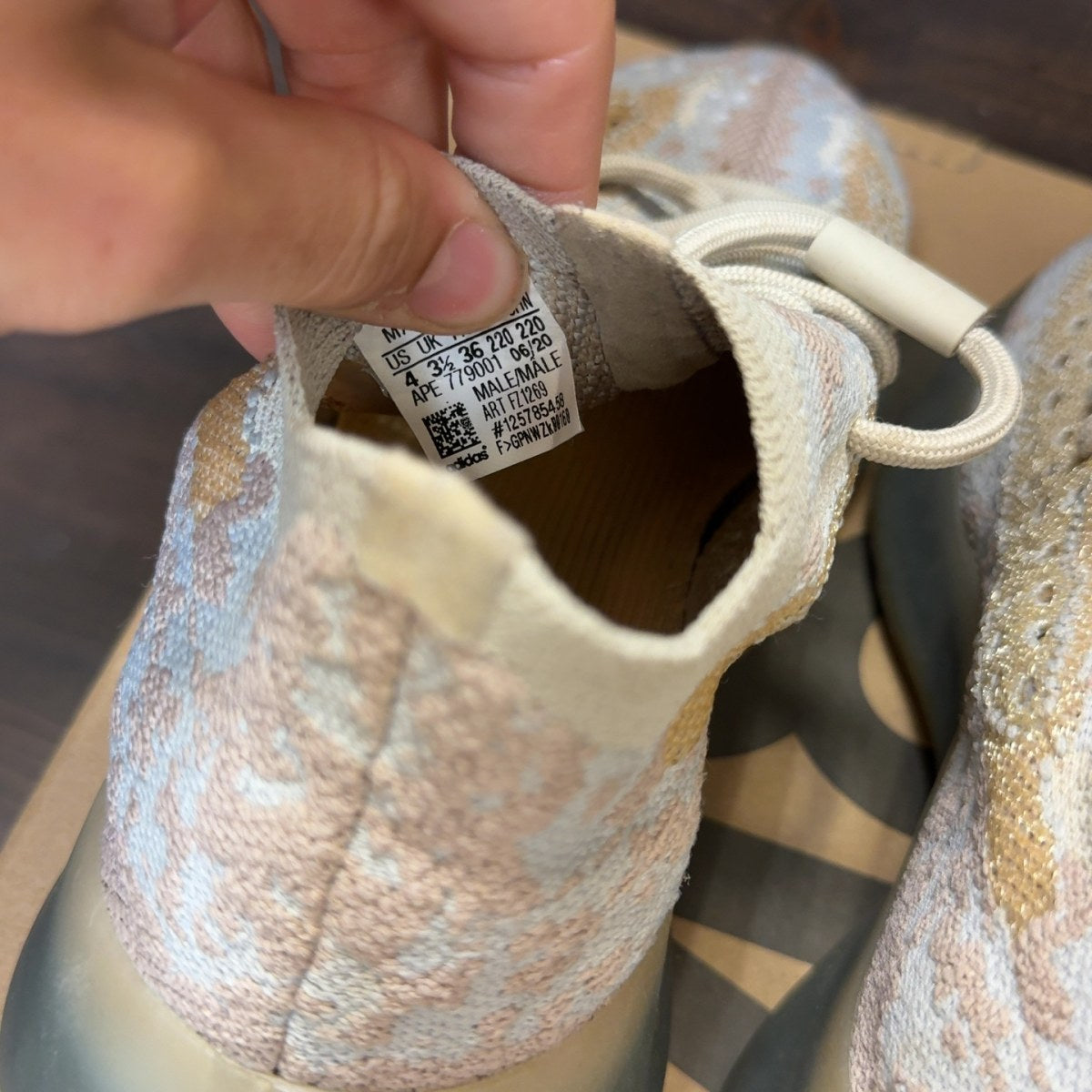 adidas Yeezy Boost 380 Pepper Size 4 (Pre-Owned) - aux