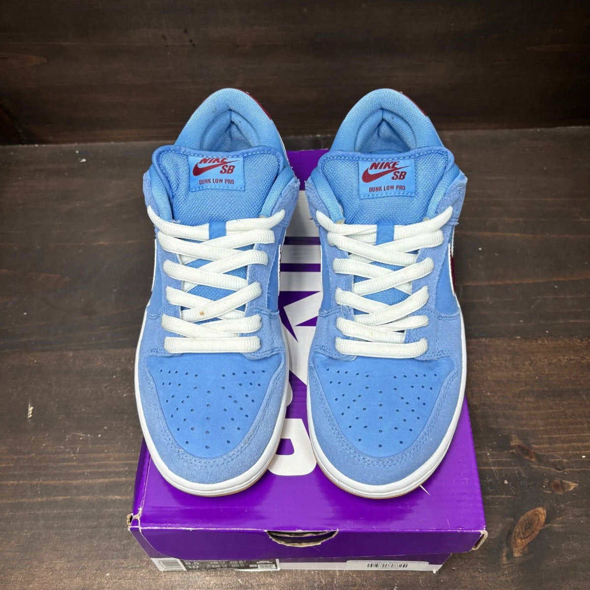 Nike SB Dunk Low Philadelphia Phillies - Image 3