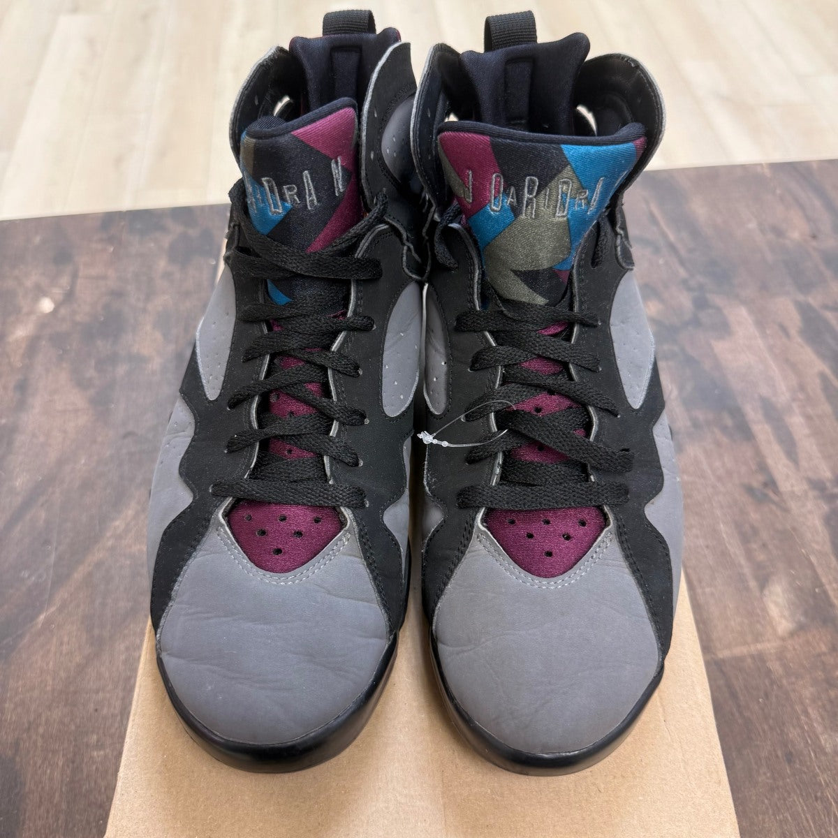Jordan 7 Retro Bordeaux (2015) Size 10.5 (Pre-Owned) - Image 2