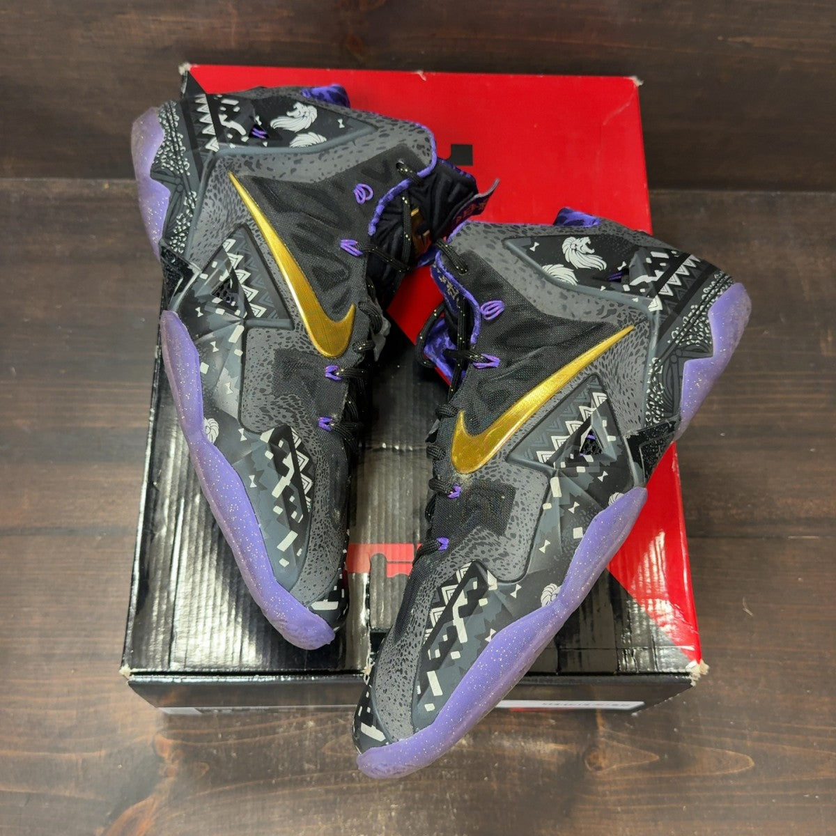 Nike LeBron 11 Black History Month Size 12 (Pre-Owned) - back