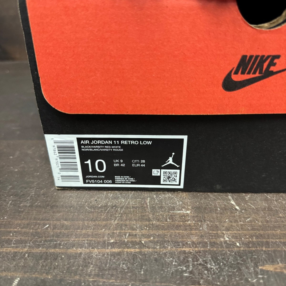 Jordan 11 Retro Low Bred (2025) - Image 7