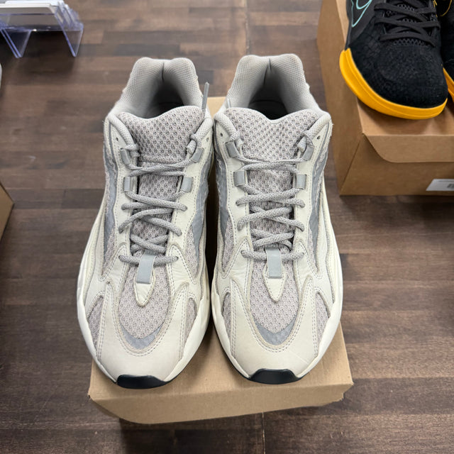 Static Yeezy 700 (USED, No Box)