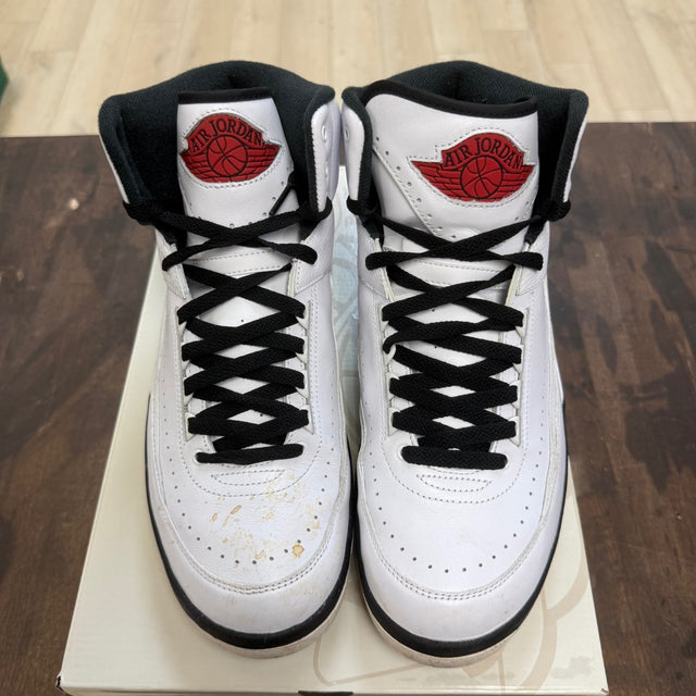Jordan 2 Retro OG Chicago (2022) - Image 2