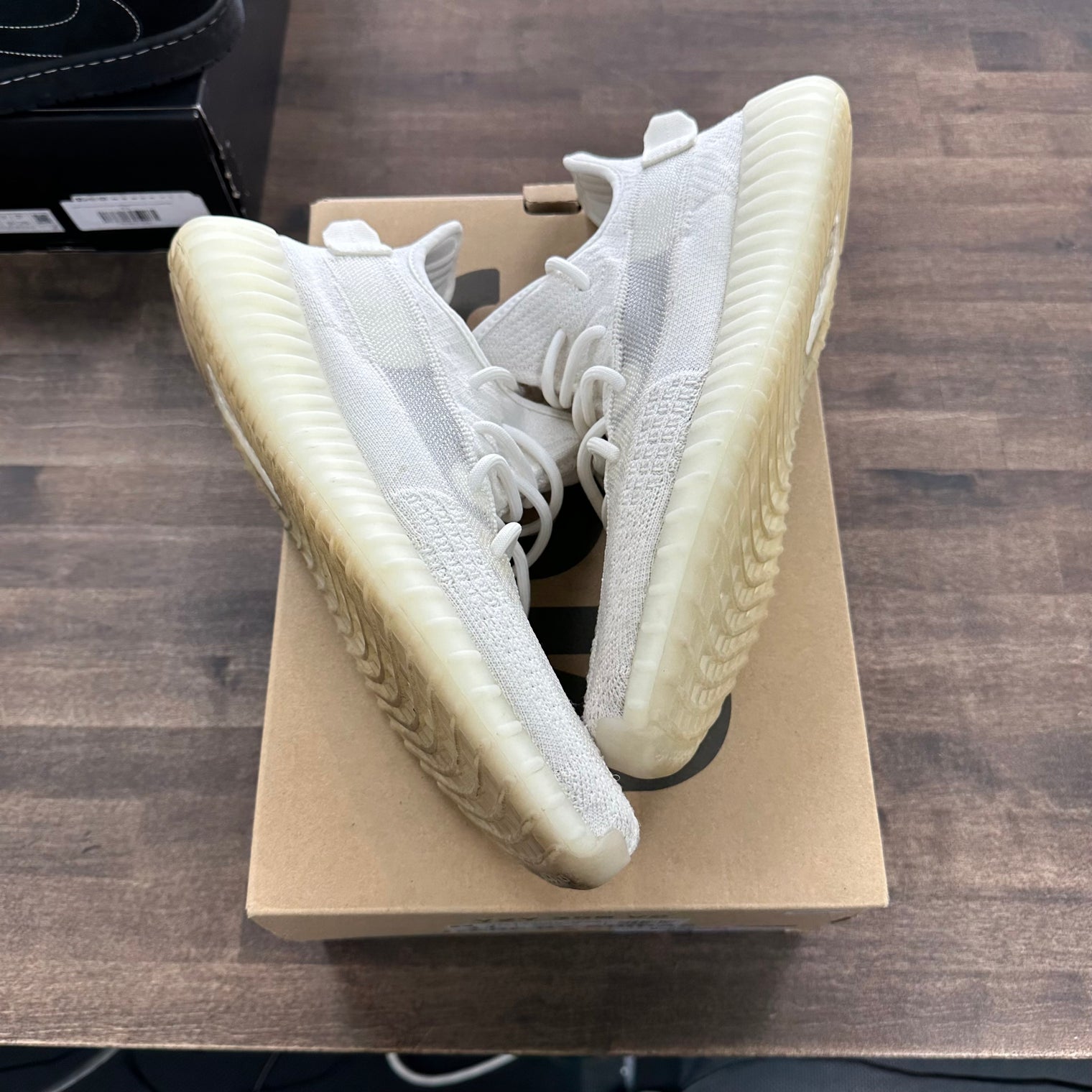 adidas Yeezy Boost 350 V2 Bone (US 11) (USED)