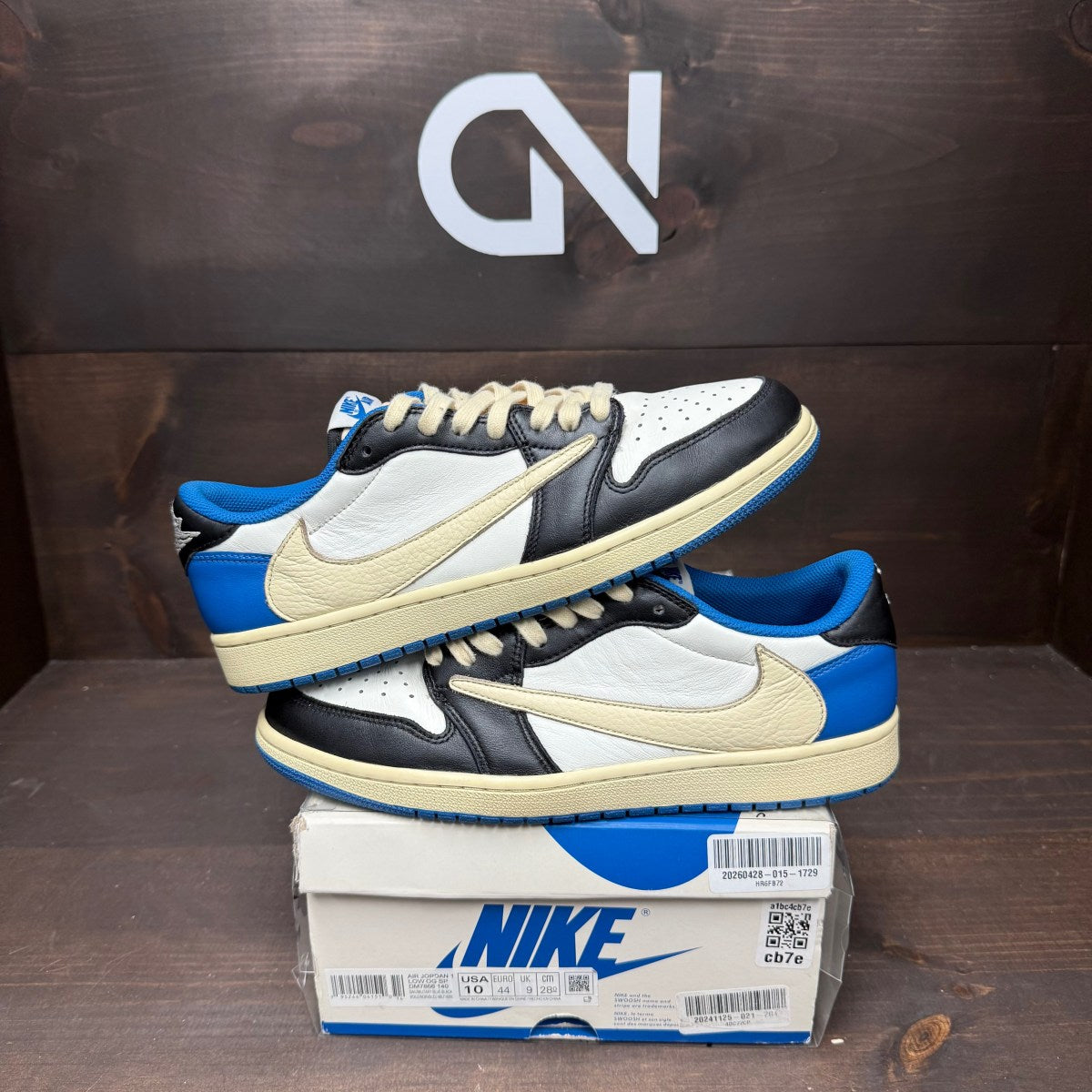 Jordan 1 Retro Low OG SP Fragment x Travis Scott - Image 1