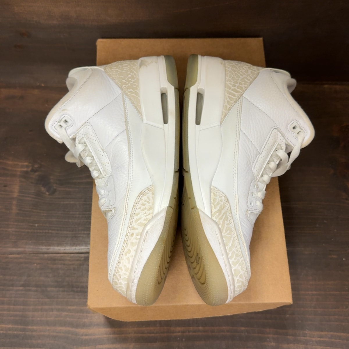 Jordan 3 Retro Pure White (2018) Size 8.5 (Pre-Owned) - Image 4