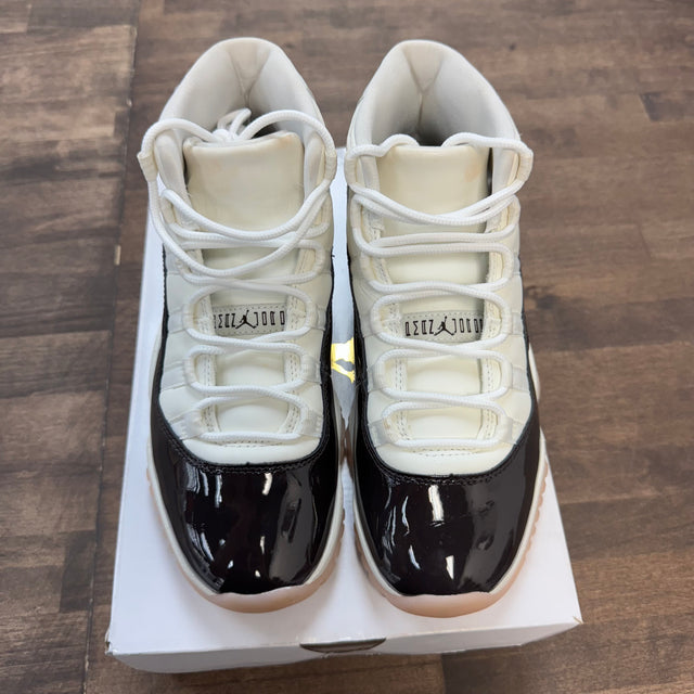 Neapolitan Jordan 11 Retro (W) (USED)