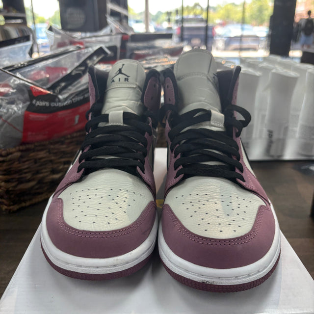 Mulberry Jordan 1 Mid (W) (USED)