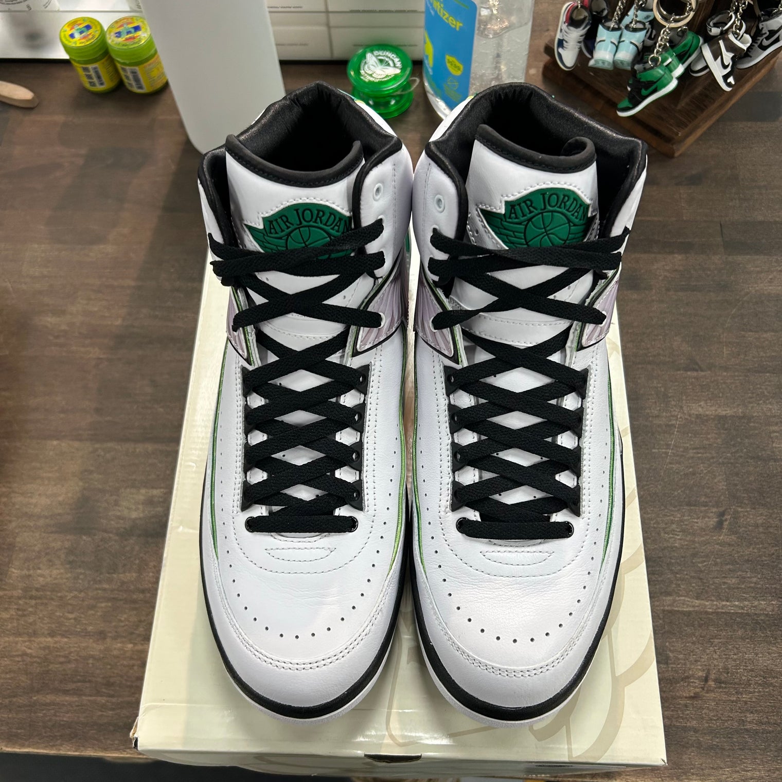 H-Wings Jordan 2 Retro (USED)