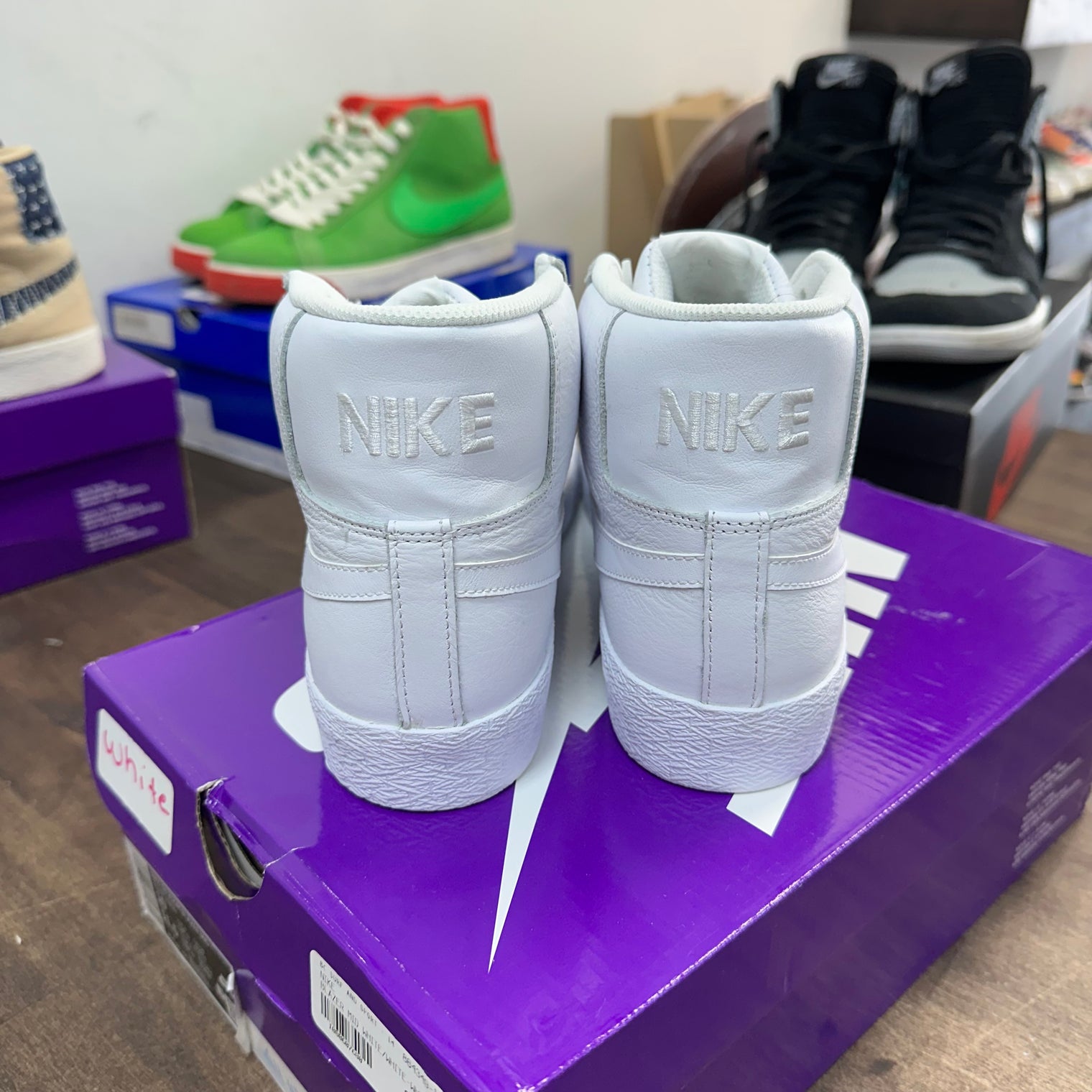 Triple White SB Zoom Blazer Mid (USED)