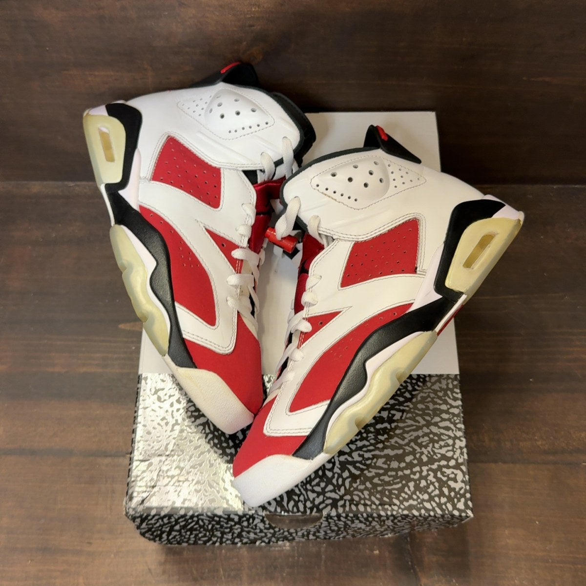 Jordan 6 Retro Carmine (2021) Size 8 (Pre-Owned) - Image 2