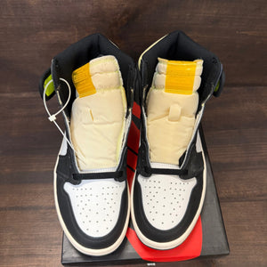 Jordan 1 Retro High White Black Volt University Gold Size 9 (Pre-Owned) - Image 2