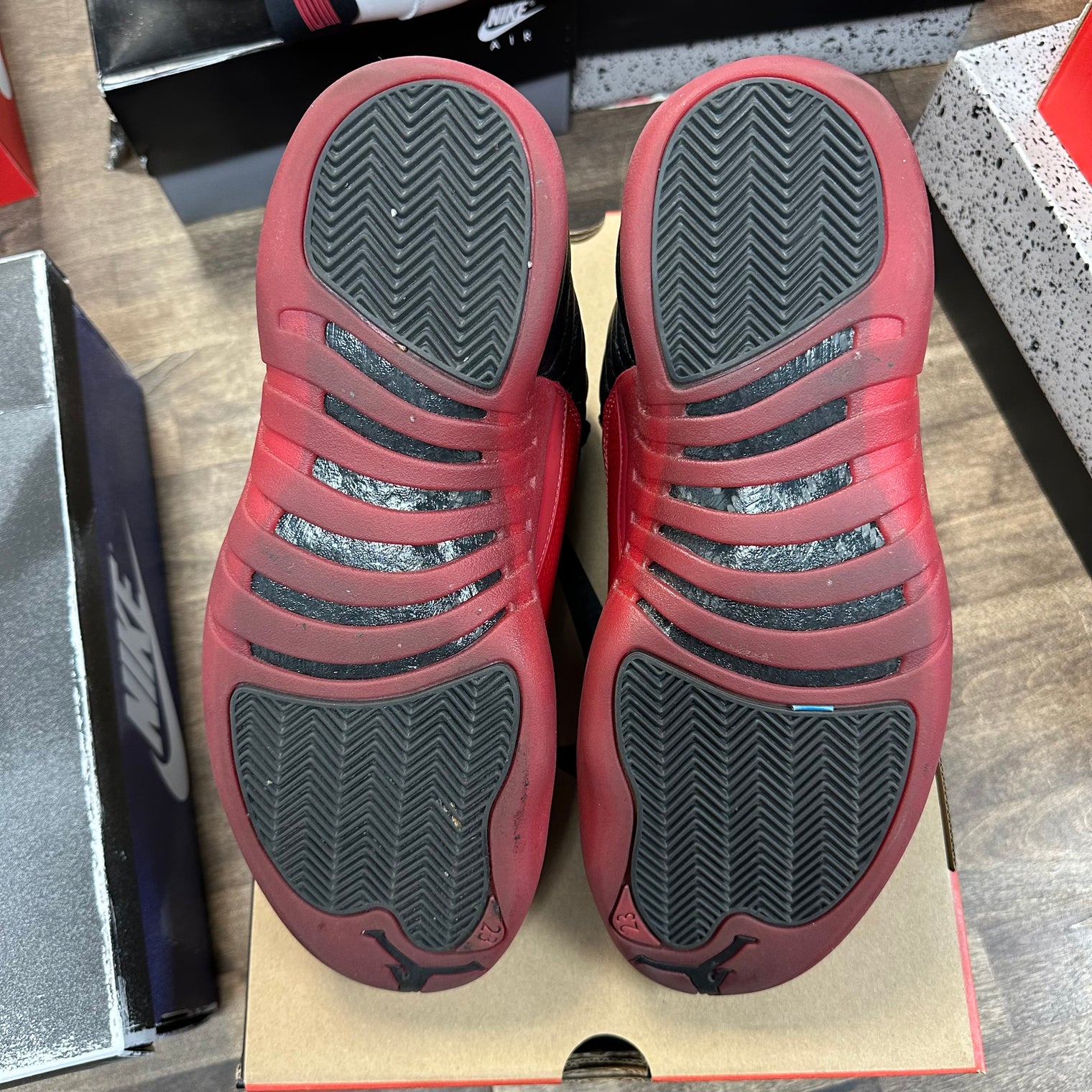 Flu Game Jordan 12 Retro (2025) (USED)