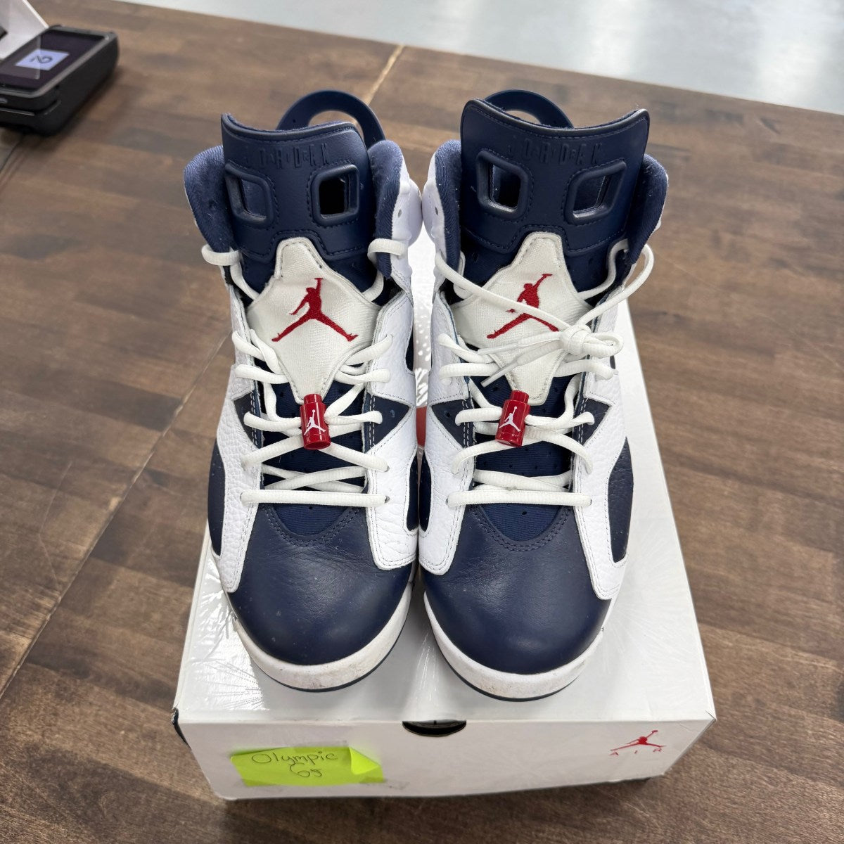 Jordan 6 Retro Olympic (2024) - Image 2
