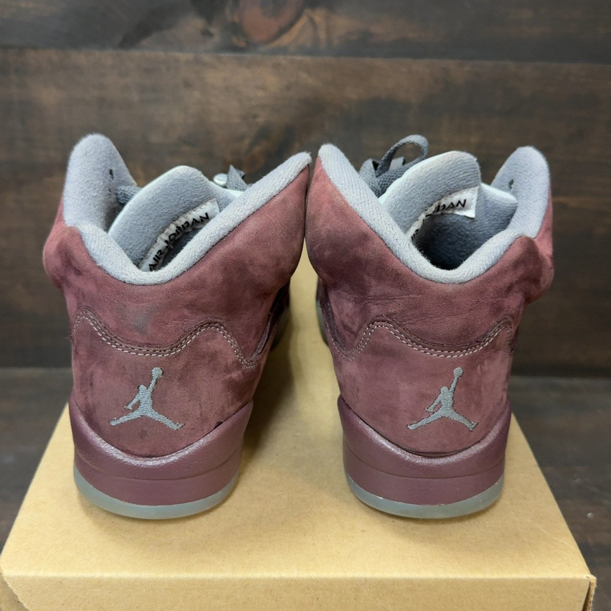 Jordan 5 Retro Burgundy (2023) (GS) Size 5.5Y (Pre-Owned) - Image 5