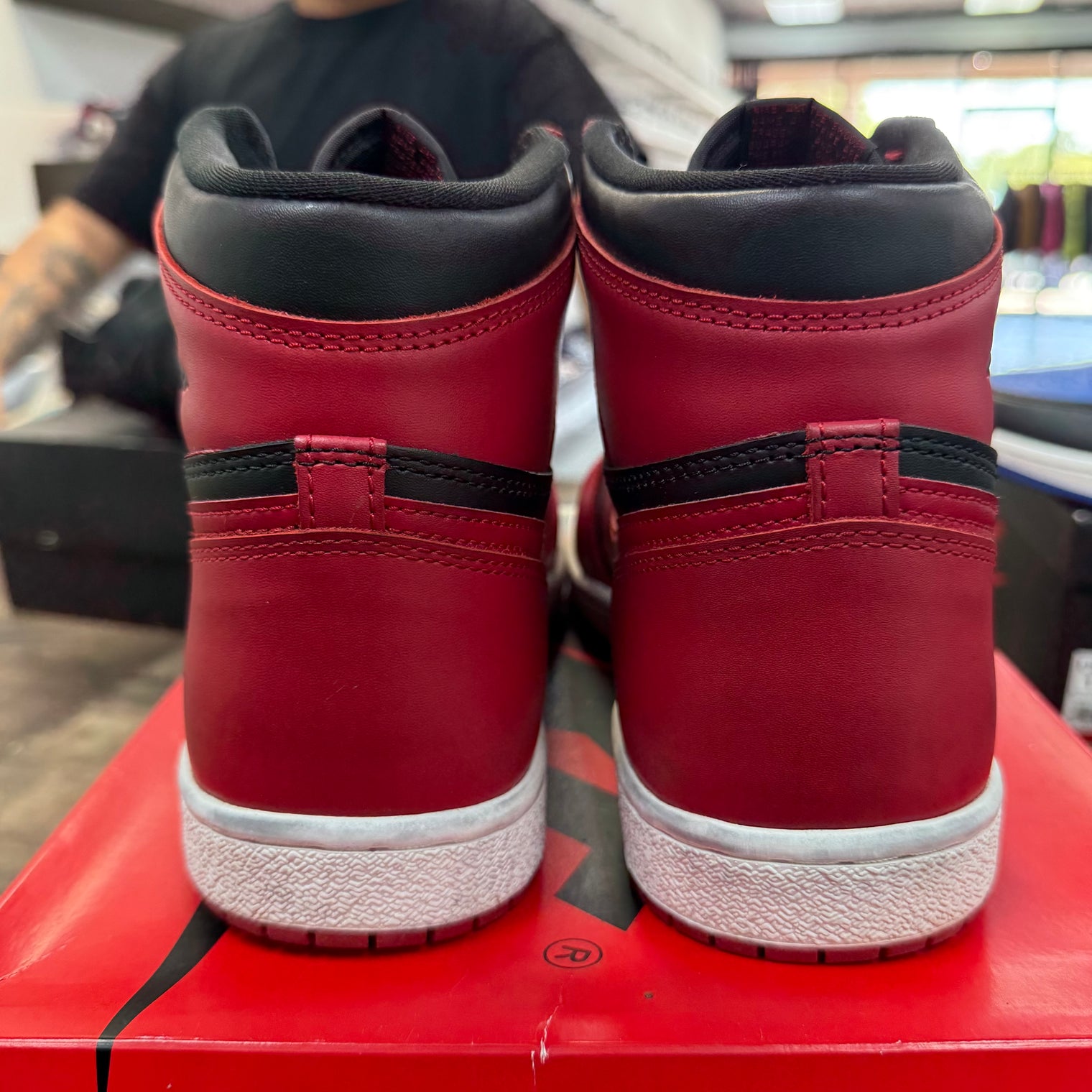 Air Jordan 1 High 85 Varsity Red (USED)