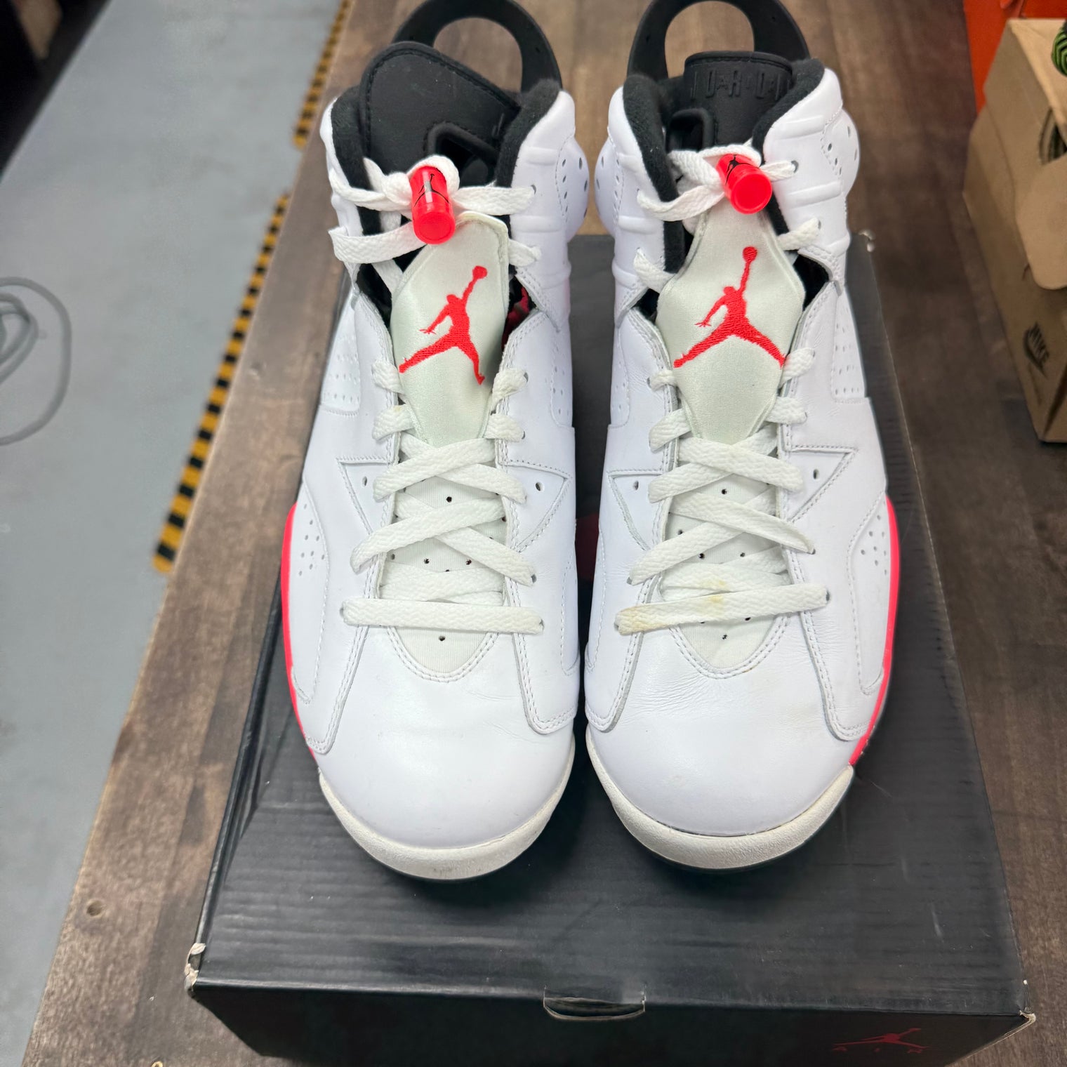 White Infrared Jordan 6 Retro (2014) (USED)