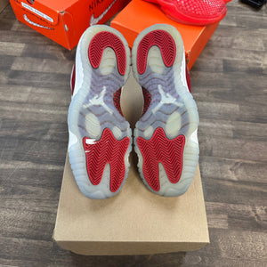 Jordan Cherry Jordan 11 Retro (GS) (USED,No Box) Size 6Y (Pre-Owned) - Image 4