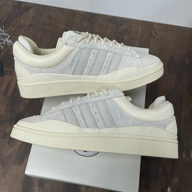 Bad Bunny Cream Campus Light (USED)