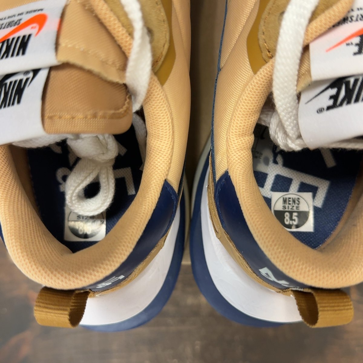 Nike Vaporwaffle sacai Sesame Blue Void Size 8.5 - aux