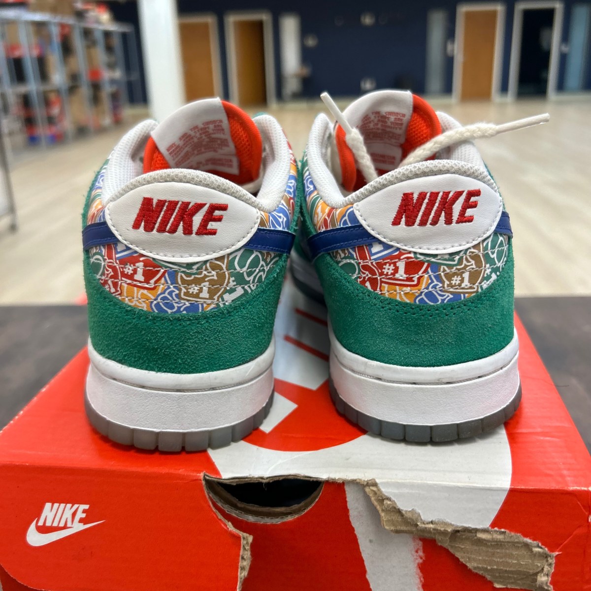 Nike Dunk Low Foam Finger (GS) - Image 4