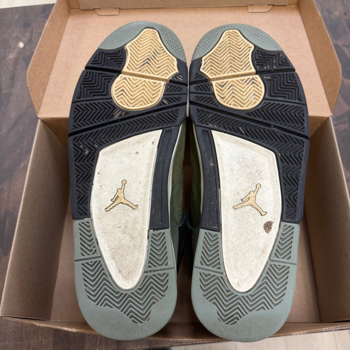 Jordan 4 Retro SE Craft Medium Olive Size 13 (Pre-Owned) - Image 3