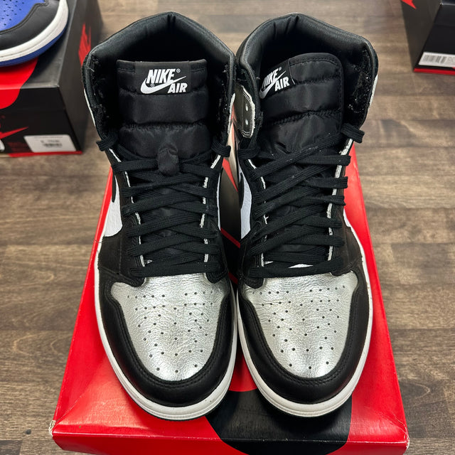 Silver Toe Jordan 1 High (W) (USED)
